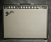 ampli fender custom vibrolux reverb amp