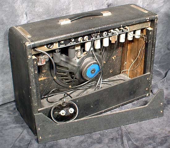 Fender Deluxe Reverb