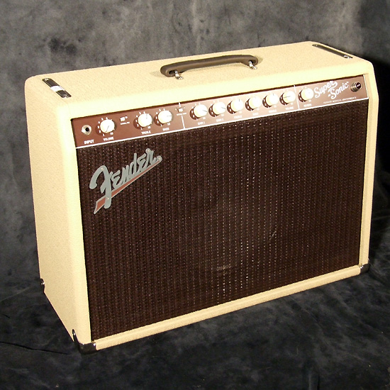 Fender Super Sonic 22