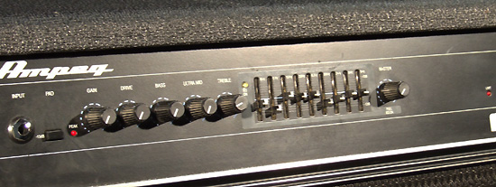 Ampeg B3