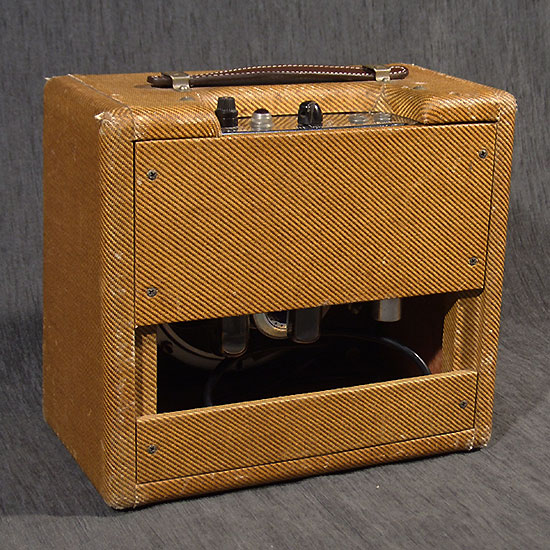 Fender Champ 5F1 Restauré (HP Condensateurs et poignée) Année 1960 