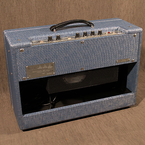 Supro Dual Tone