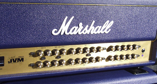 Marshall JVM 410HJS Joe Satriani 1960 4x12 avec foot switch et housse