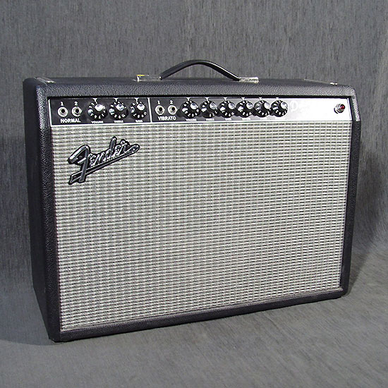 Fender 65 Deluxe Reverb-Amp