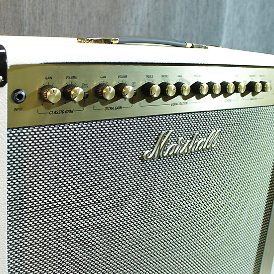 Marshall DSL40  avec footswitch