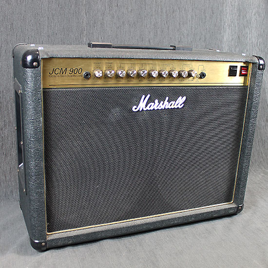 Marshall JCM 900