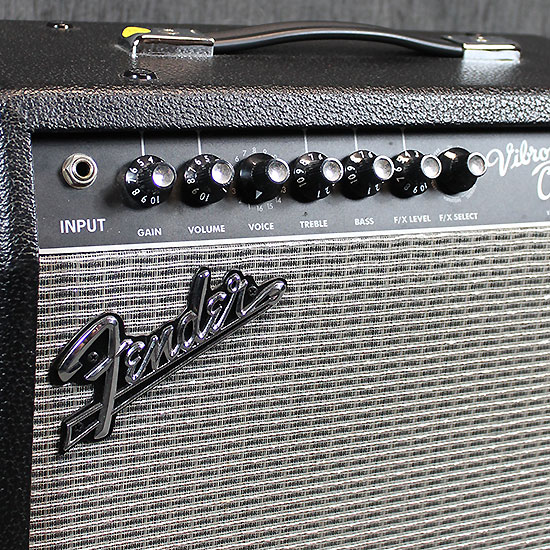 Fender Vibro Champ XD