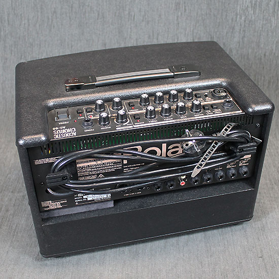 Roland AC-60  avec housse