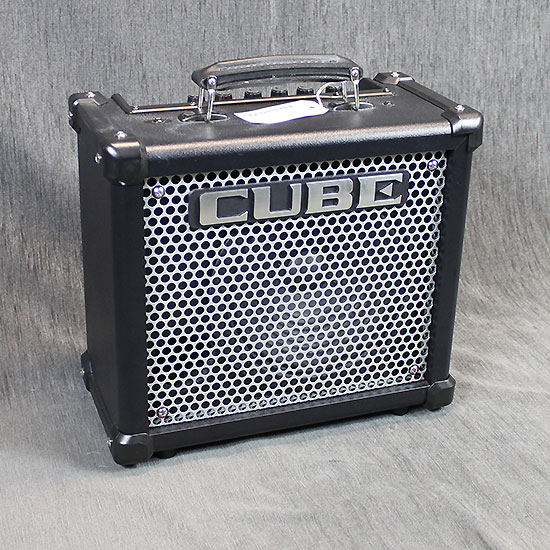 Roland Cube 10GX avec housse