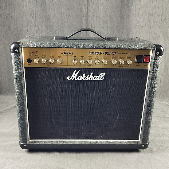 Marshall JCM2000 DSL 401 avec footswitch