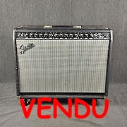 Fender Twin Amp avec roulettes amovibles