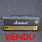 Marshal JVM 410 avec housse et fooswitch