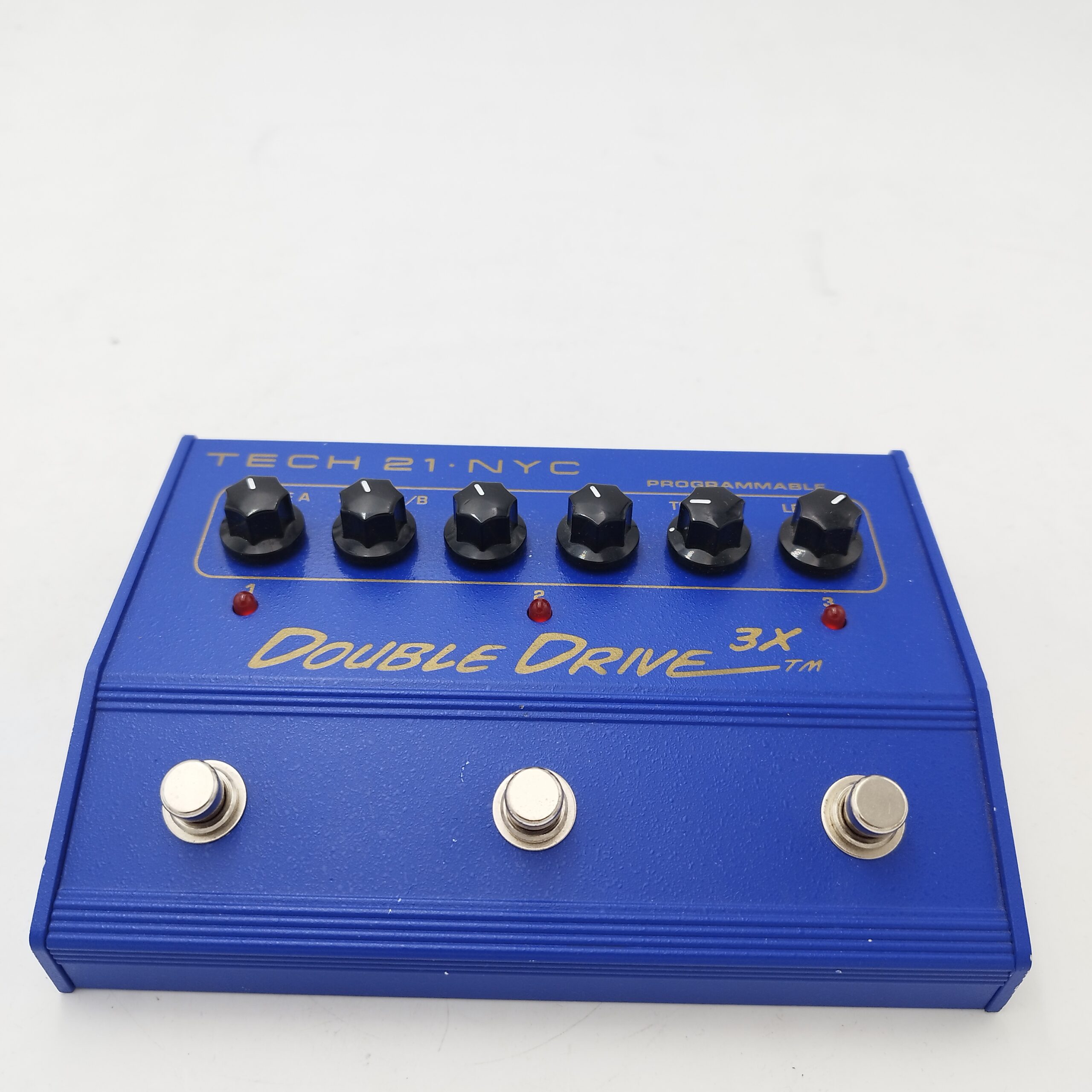 TECH 21 NYC DOUBLE DRIVE 3x 中古 TECH 21 NYC DOUBLE DRIVE 3x 中古 - メルカリ