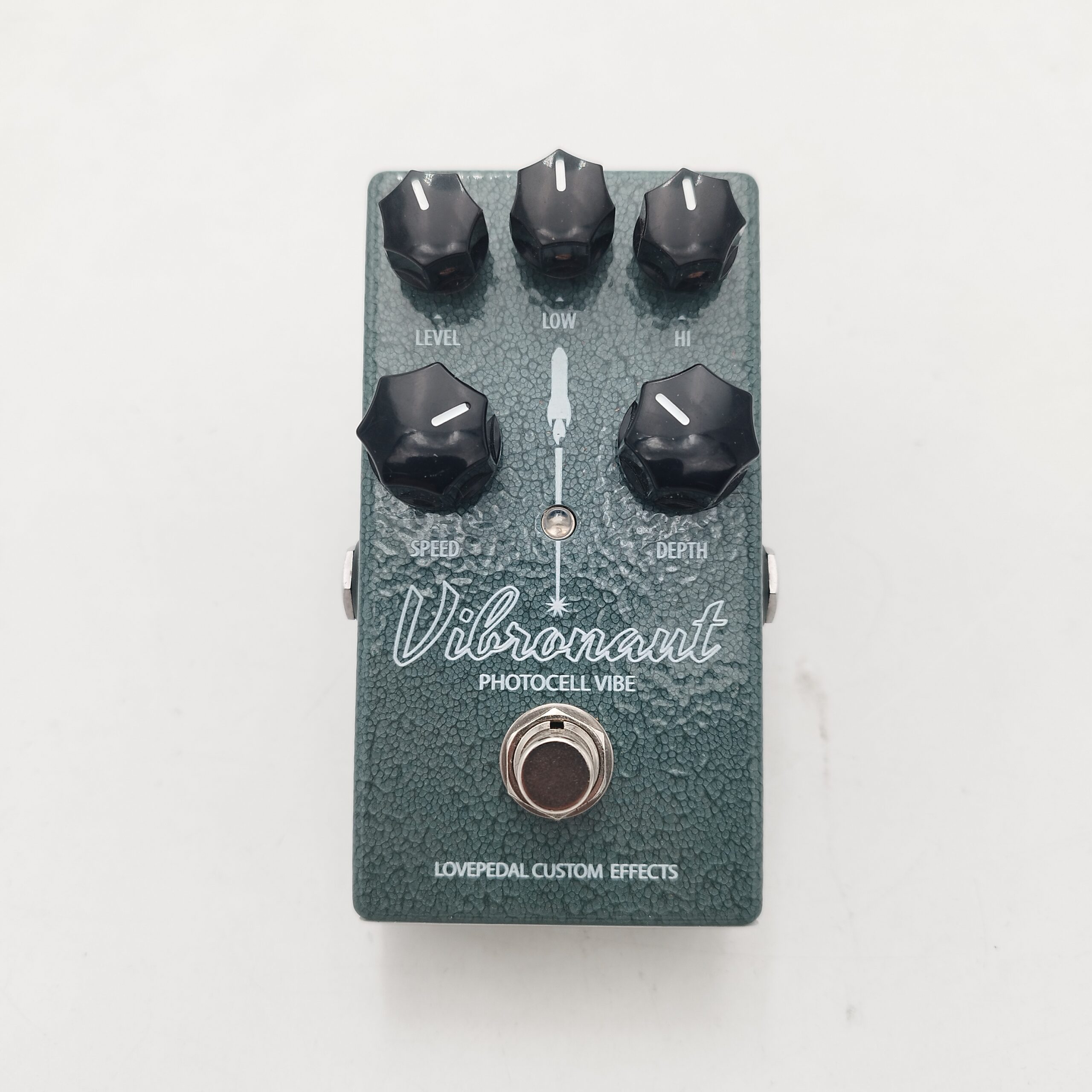 LOVEPEDAL VIBRONAUT – Guitare Village